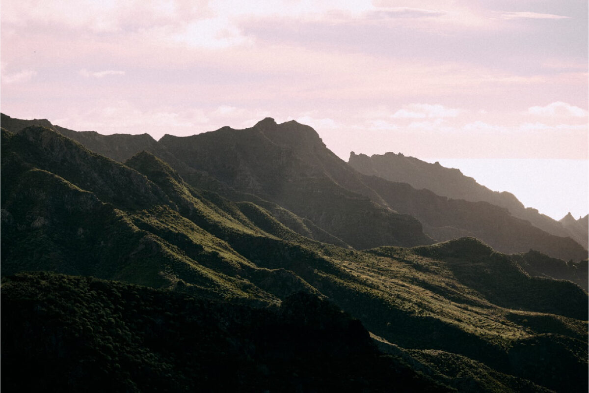 A green mountain vista